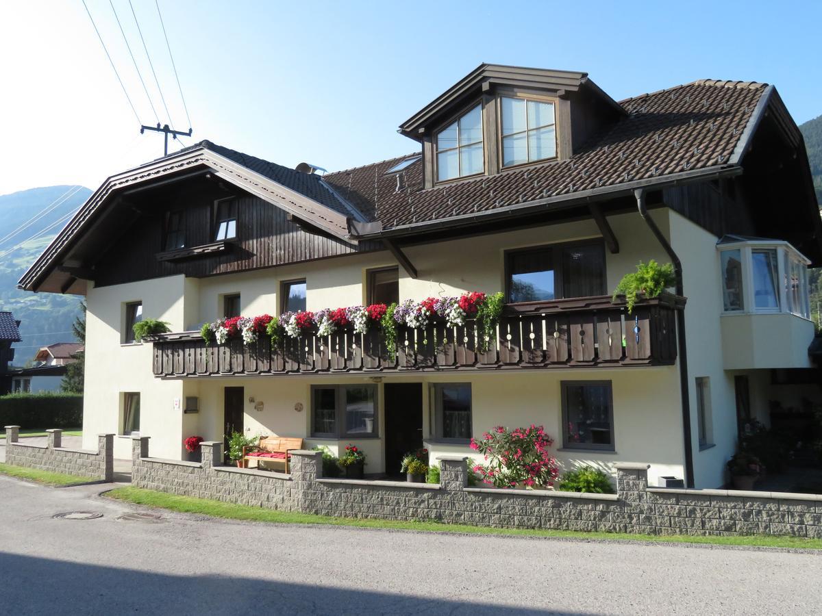 Ferienwohnung Fam Alfons Geiler Heinfels Exterior photo